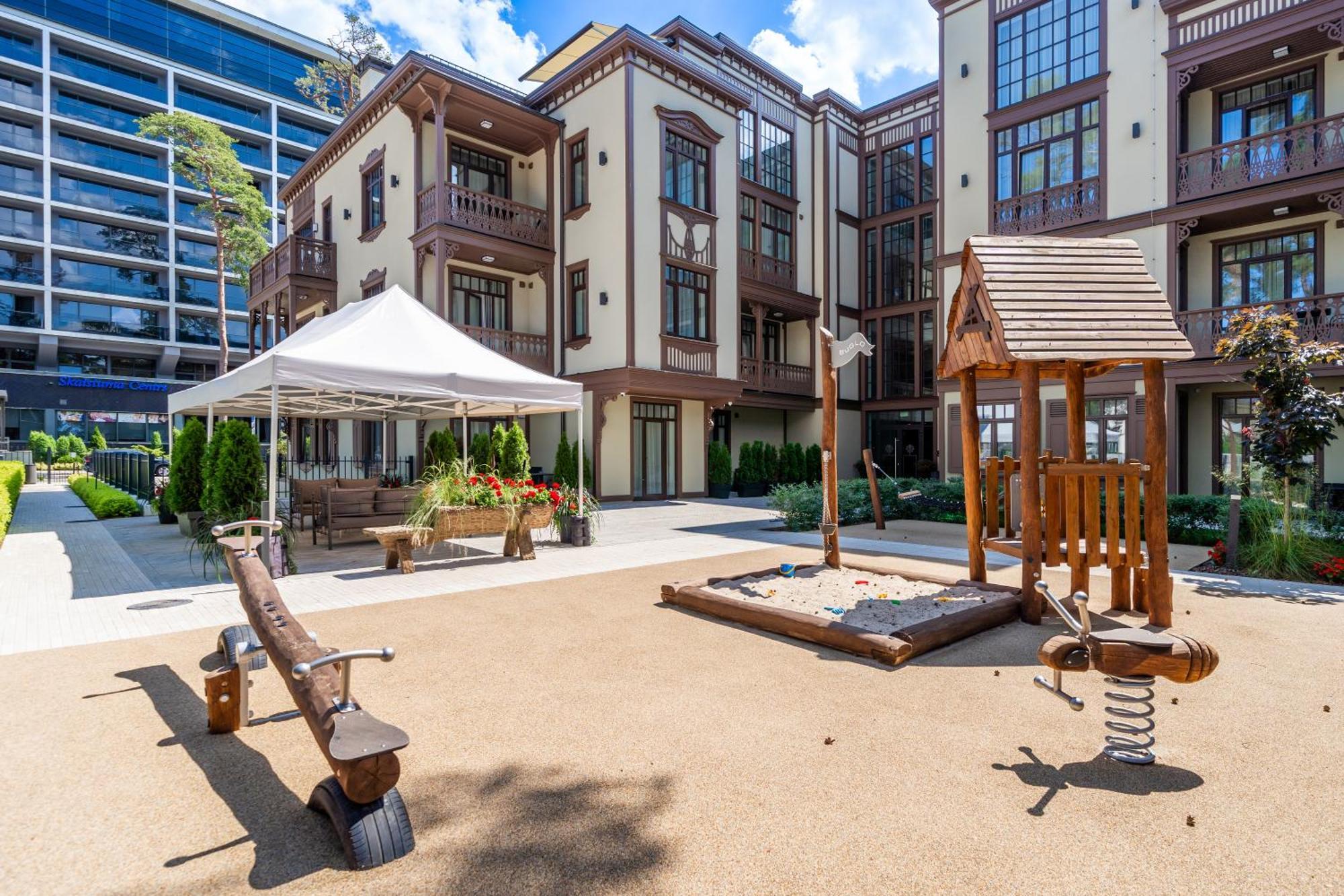 Stories Design Aparthotel ยูร์มาลา ภายนอก รูปภาพ